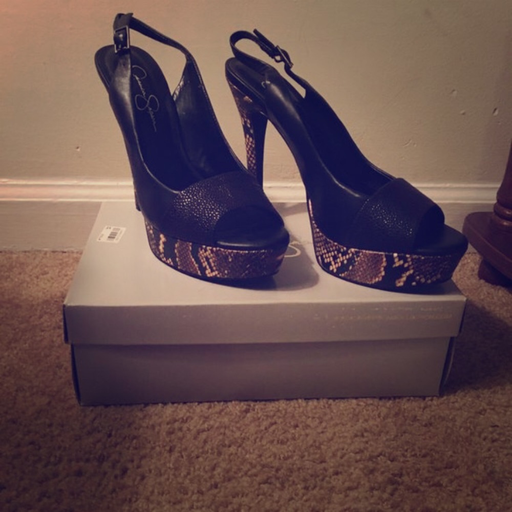 Jessica Simpson Sandals